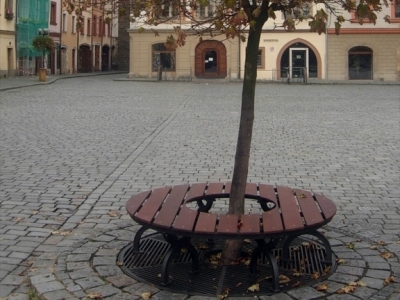 Kruhová lavička bez opěradla, typ Pardubice